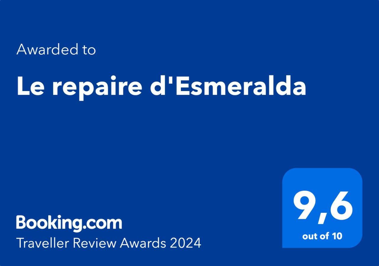Le Repaire D'esmeralda Apartment